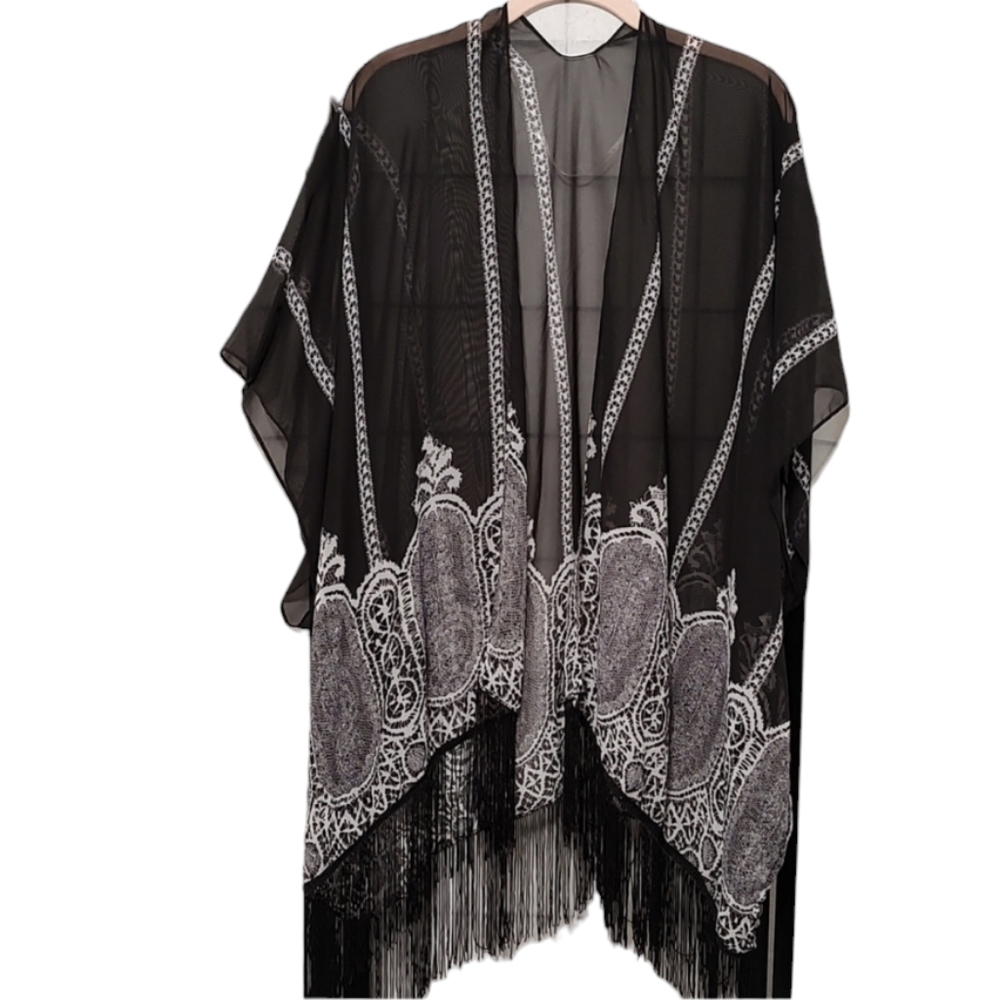 Black & White Beach Cover Up OS